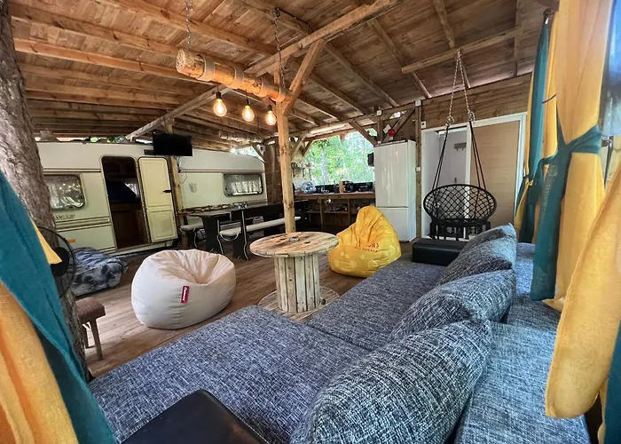 Camping каравана градина